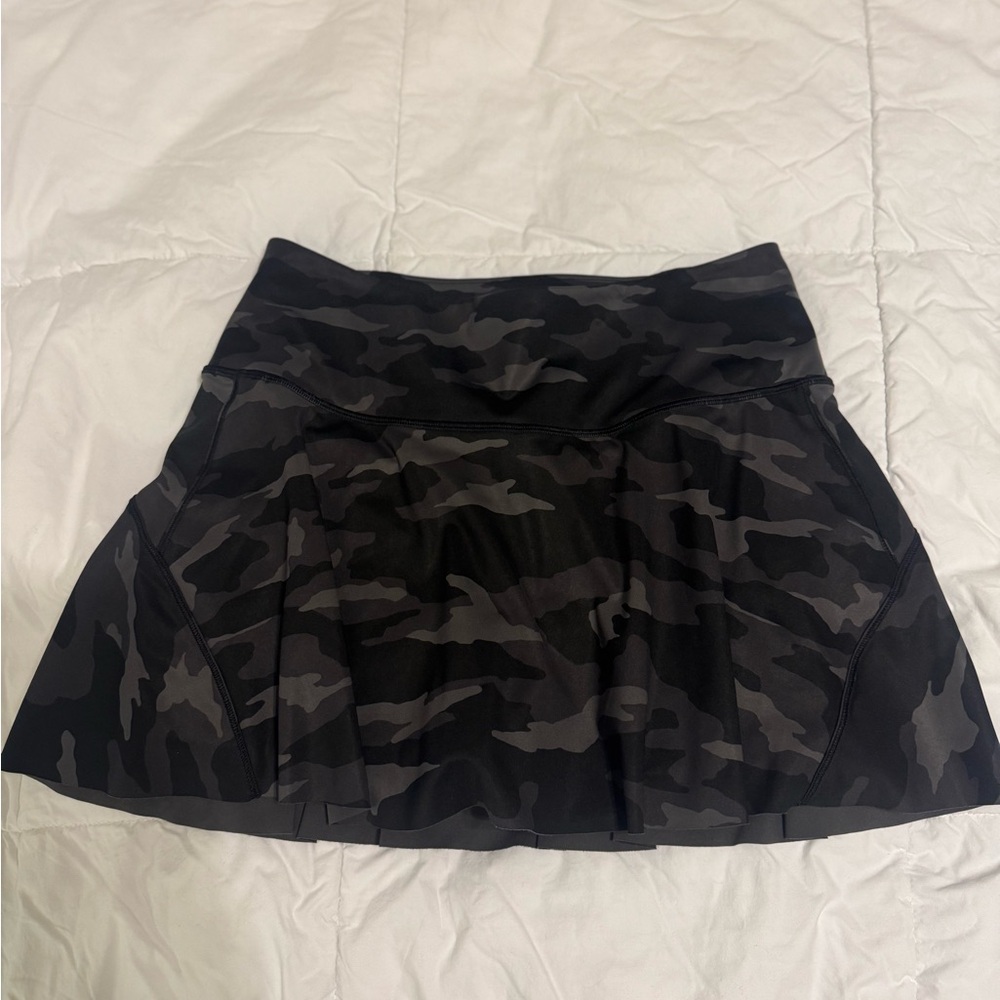 Athleta Black Camouflage Skirt